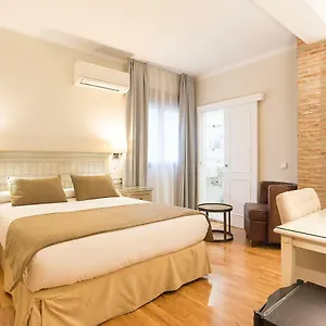 2* Hotel Bypillow California